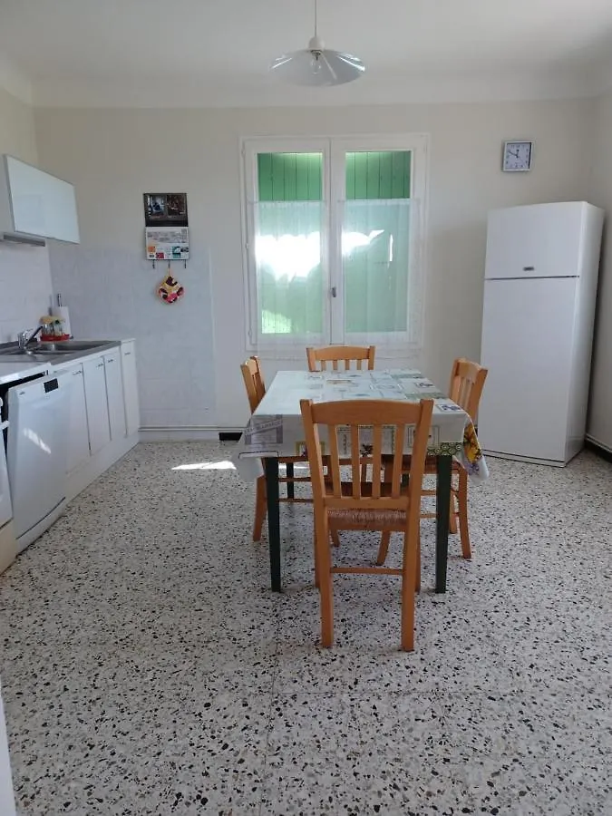 A 5 Minutes Des Ocres Gite La Charite Gordes Roussillon 가르가스 프랑스